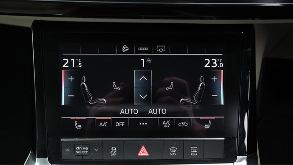 Used Audi e-tron 2021 for sale - 76199641: Photo 13