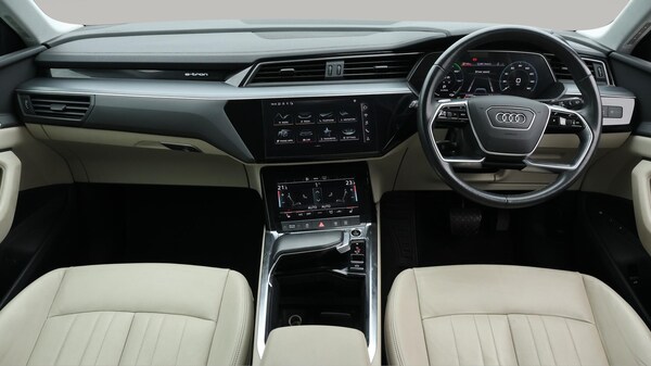 Used Audi e-tron 2021 for sale - 76199641: Photo 14