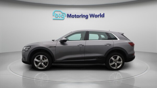 Used Audi e-tron 2021 for sale - 76199641: Photo 5