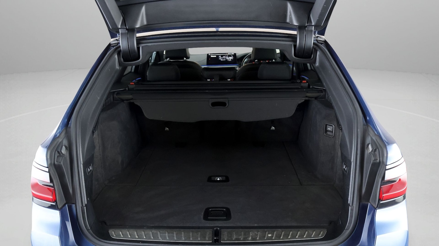 Used BMW 5 Series 2021 for sale - 77690919: Photo 17