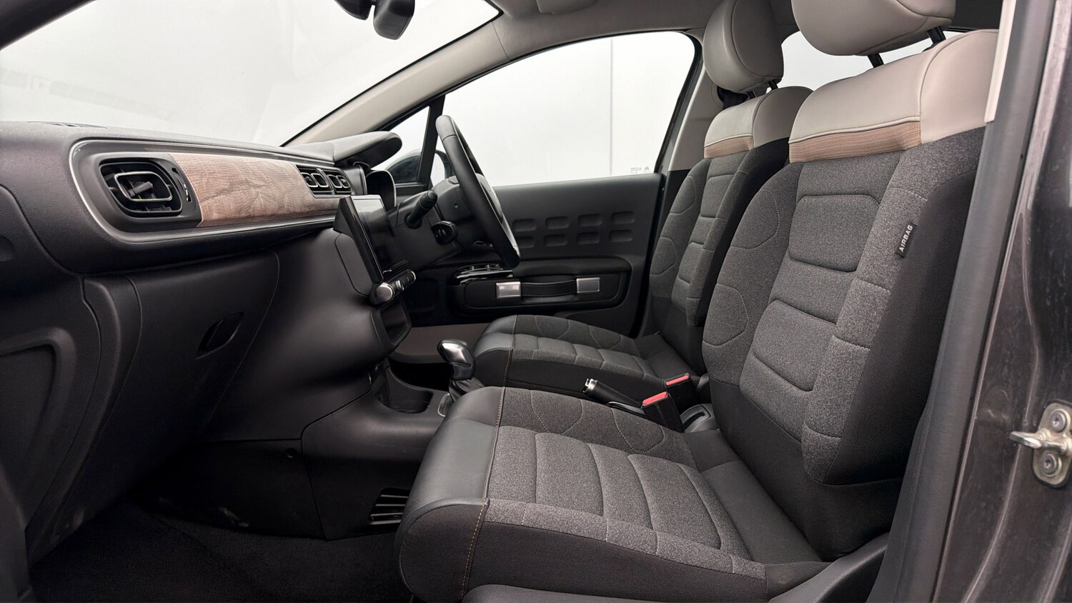 Used Citroen C3 2024 for sale - 77945657: Photo 13