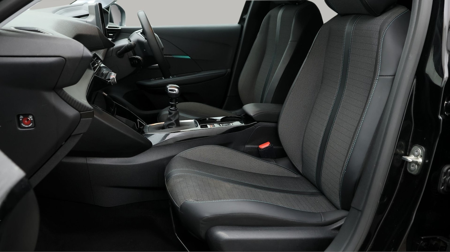 Used Peugeot 208 2022 for sale - 77182073: Photo 14