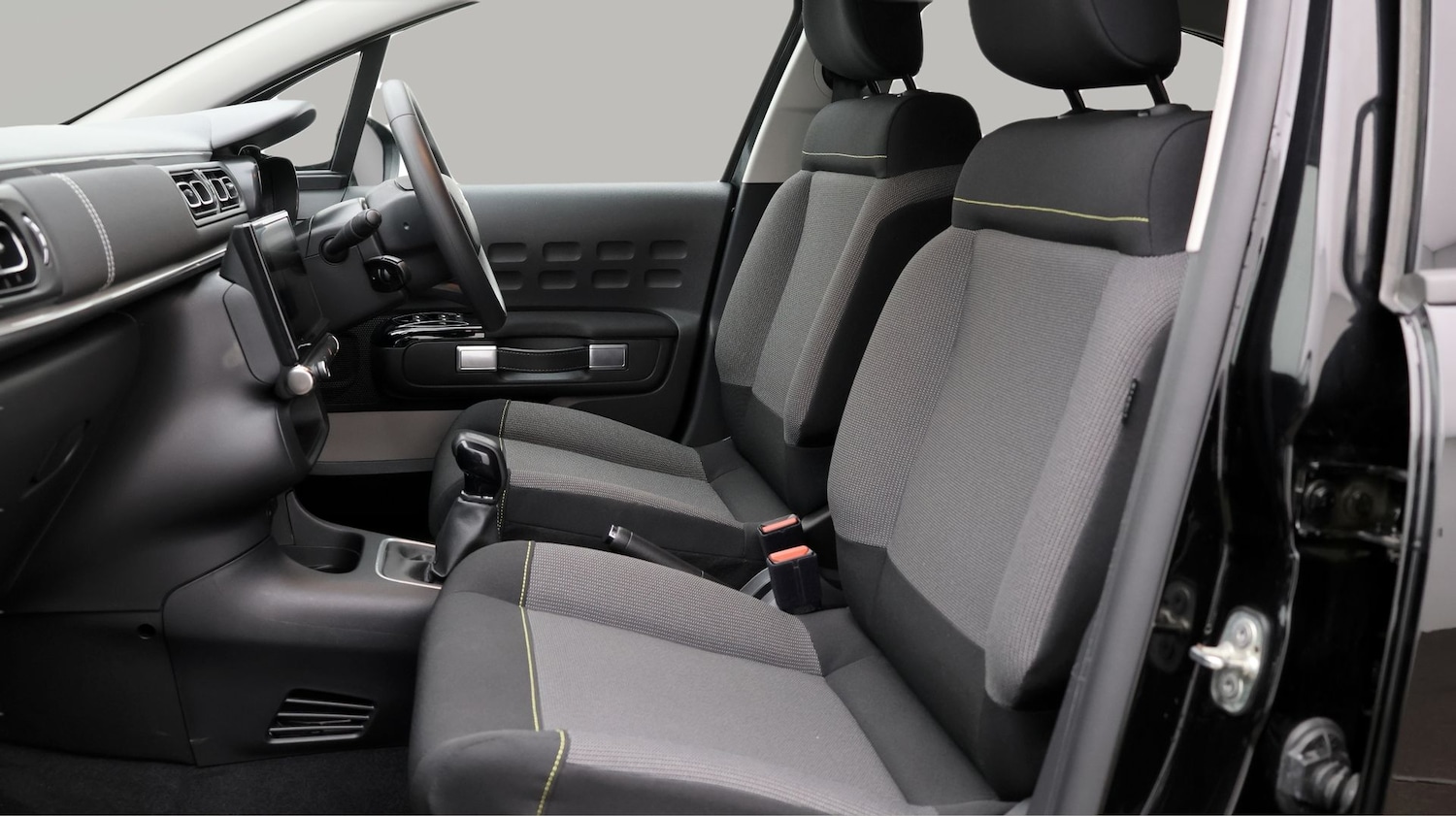 Used Citroen C3 2023 for sale - 77687342: Photo 14