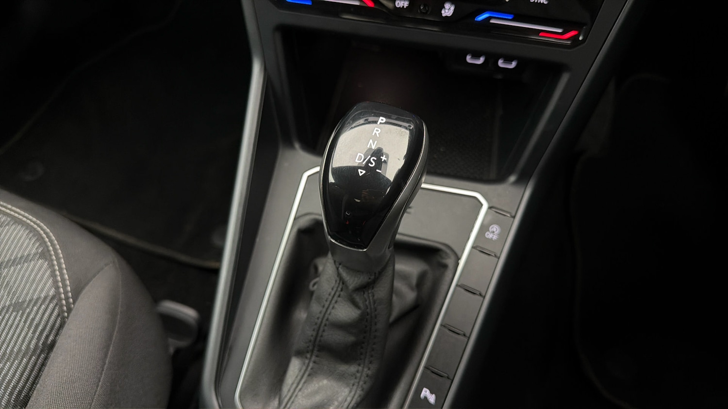 Used Volkswagen Polo 2022 for sale - 77945853: Photo 24