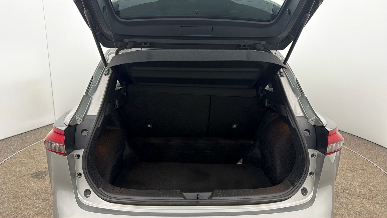 Used Nissan Qashqai for sale - 77831196: Photo 16