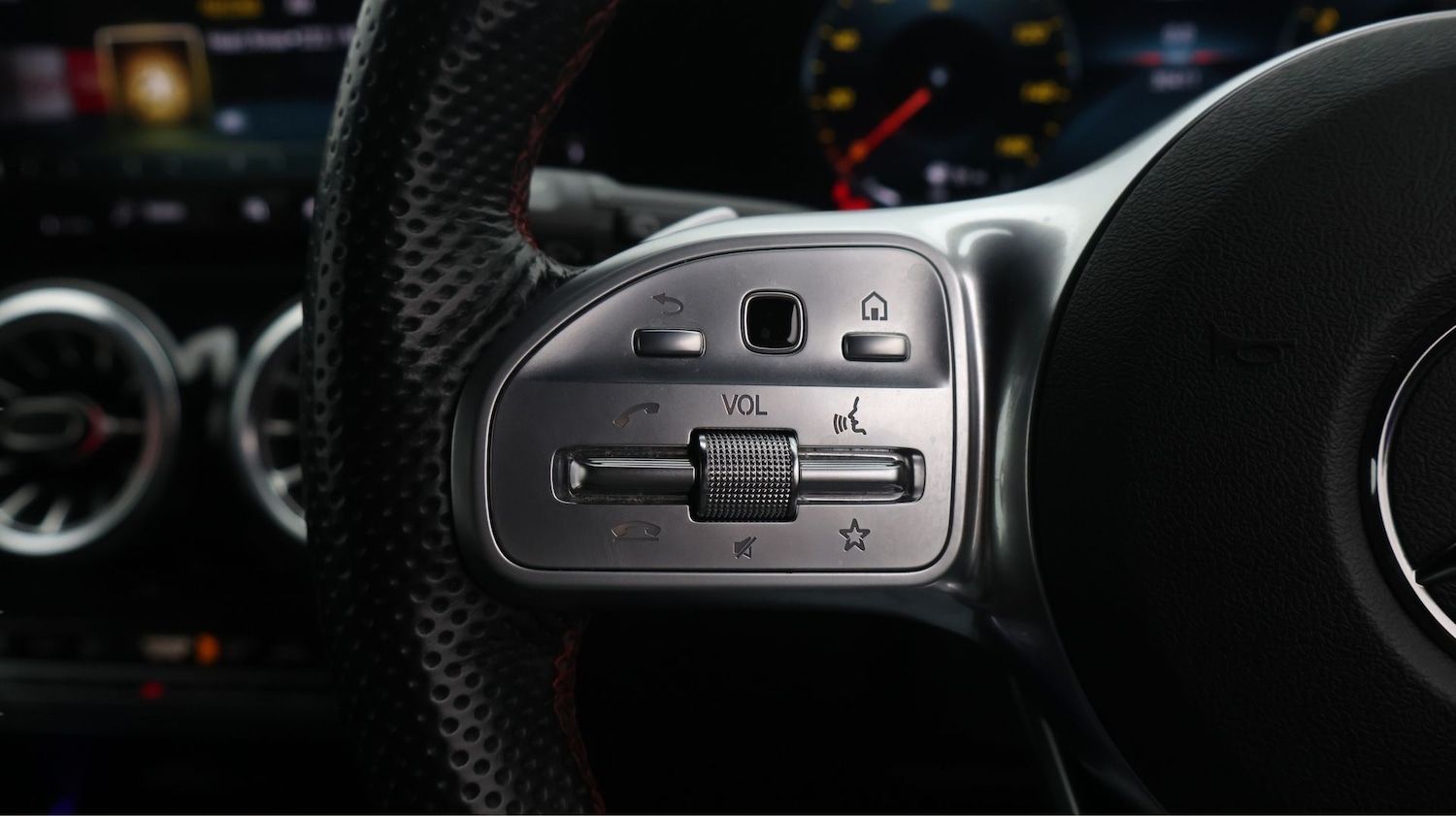 Used Mercedes-Benz GLB 2023 for sale - 77181420: Photo 25