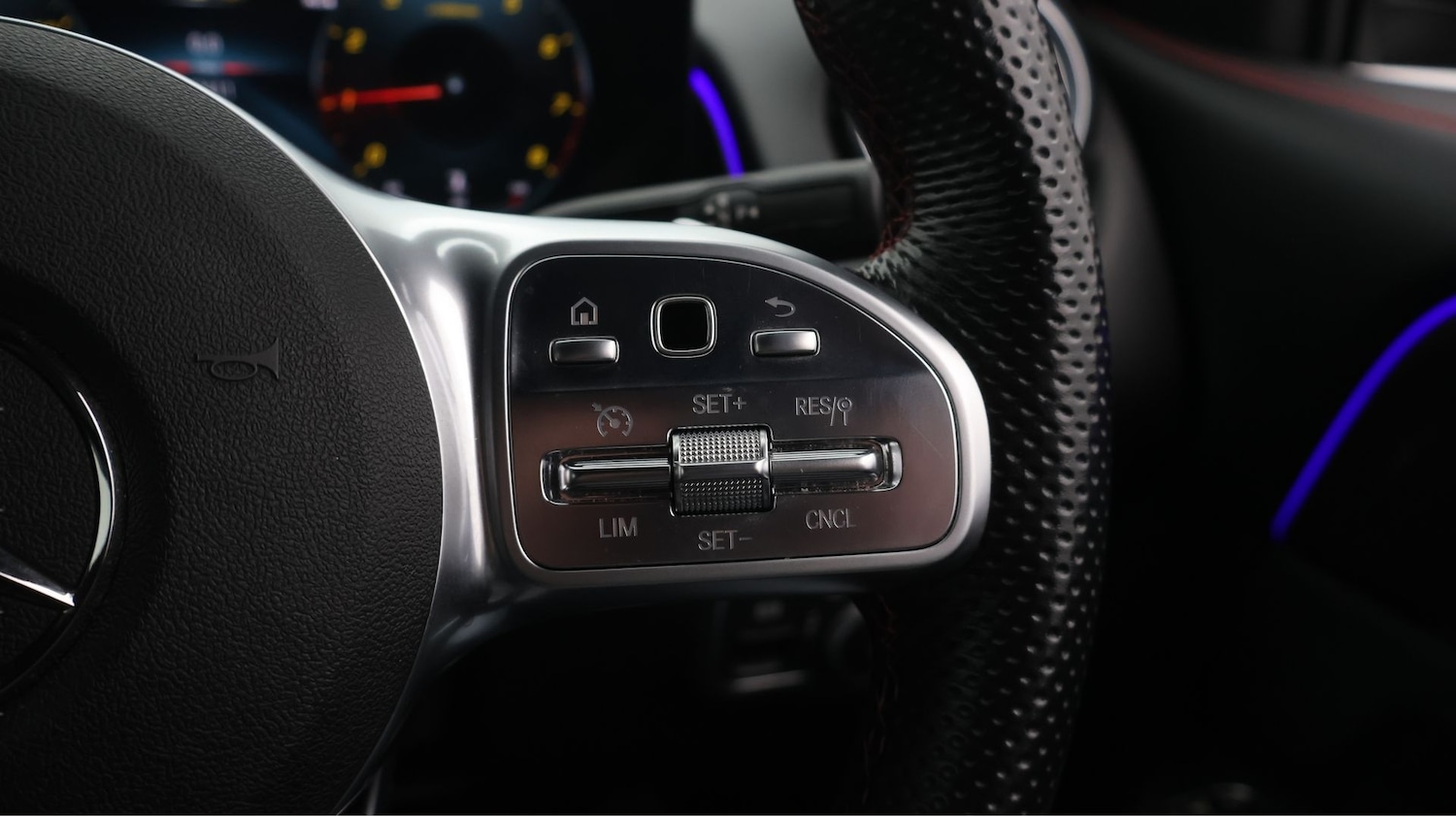 Used Mercedes-Benz GLB 2023 for sale - 77181420: Photo 26