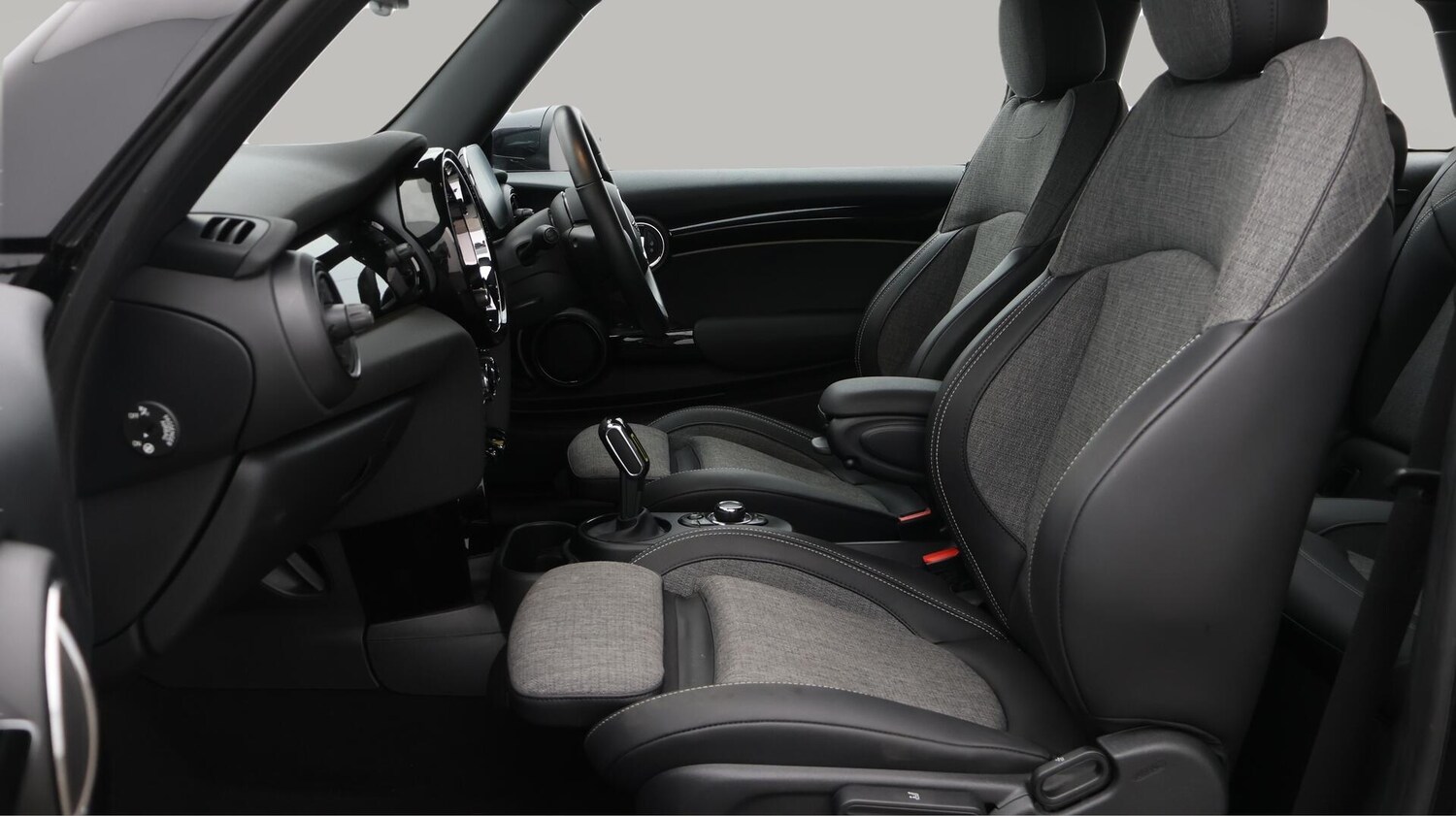 Used MINI Hatch 2022 for sale - 76646086: Photo 15