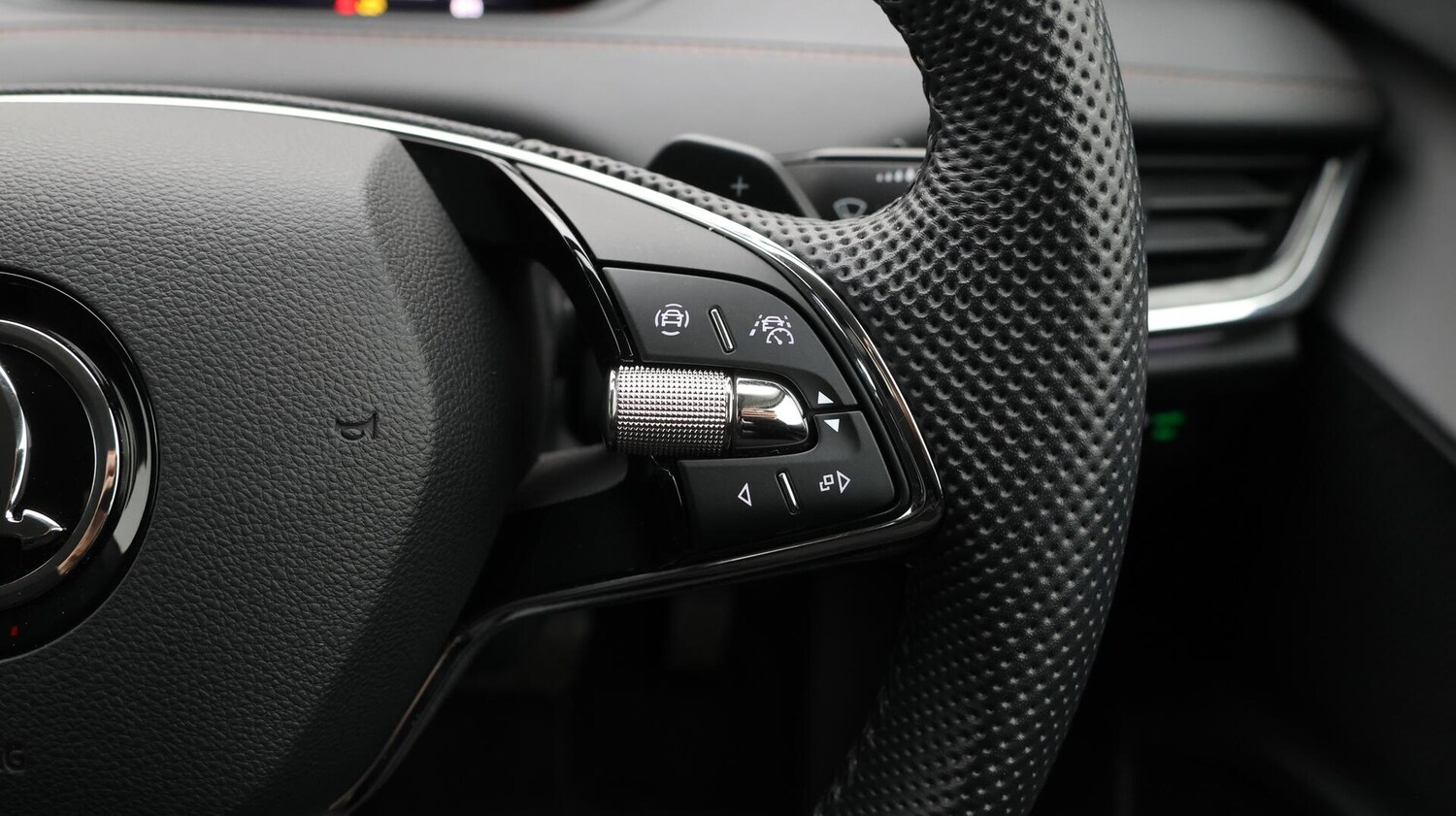 Used Skoda Enyaq 2022 for sale - 76645984: Photo 27