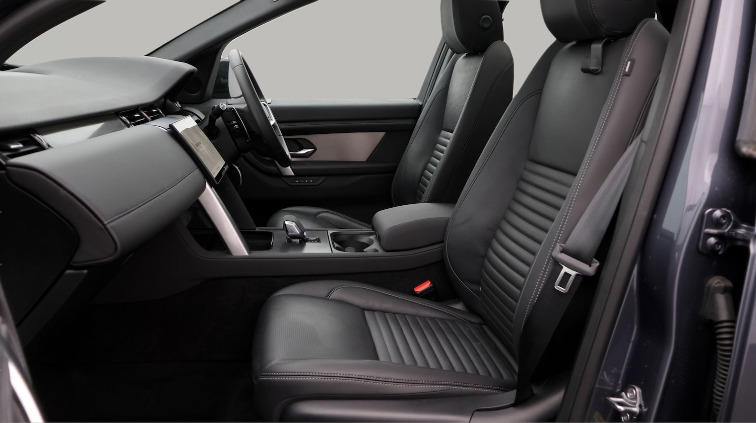 Used Land Rover Discovery Sport 2024 for sale - 77530503: Photo 14