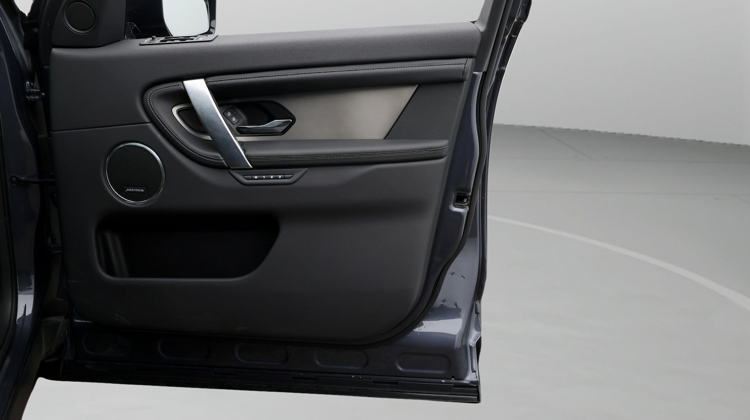 Used Land Rover Discovery Sport 2024 for sale - 77530503: Photo 15