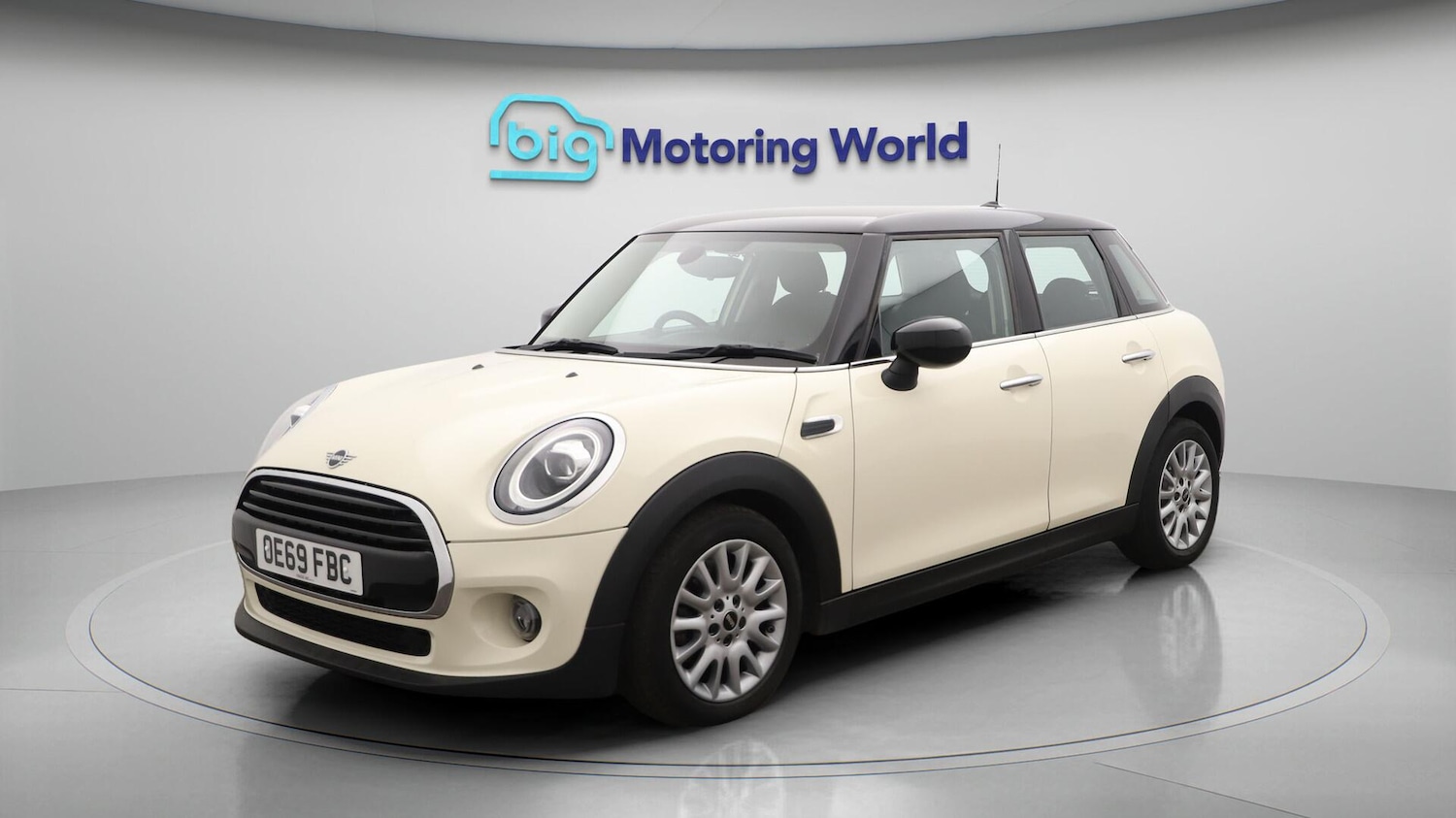 Used MINI Hatch 2019 for sale - 76634073: Photo 4