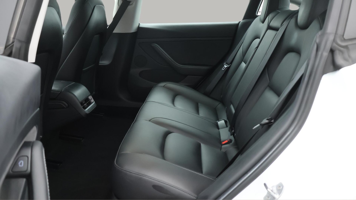 Used Tesla Model 3 2021 for sale - 76084756: Photo 17