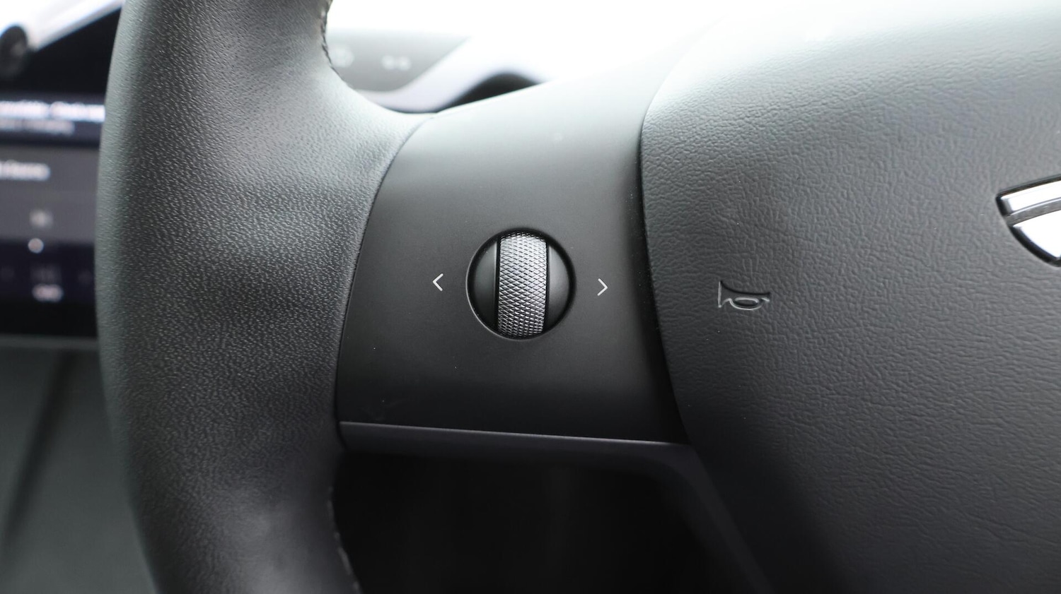 Used Tesla Model 3 2021 for sale - 76084756: Photo 24