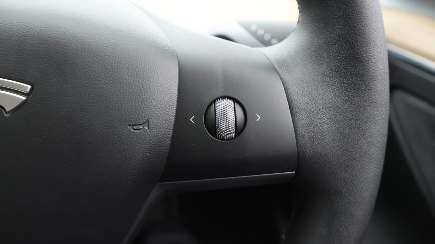Used Tesla Model 3 2021 for sale - 76084756: Photo 25