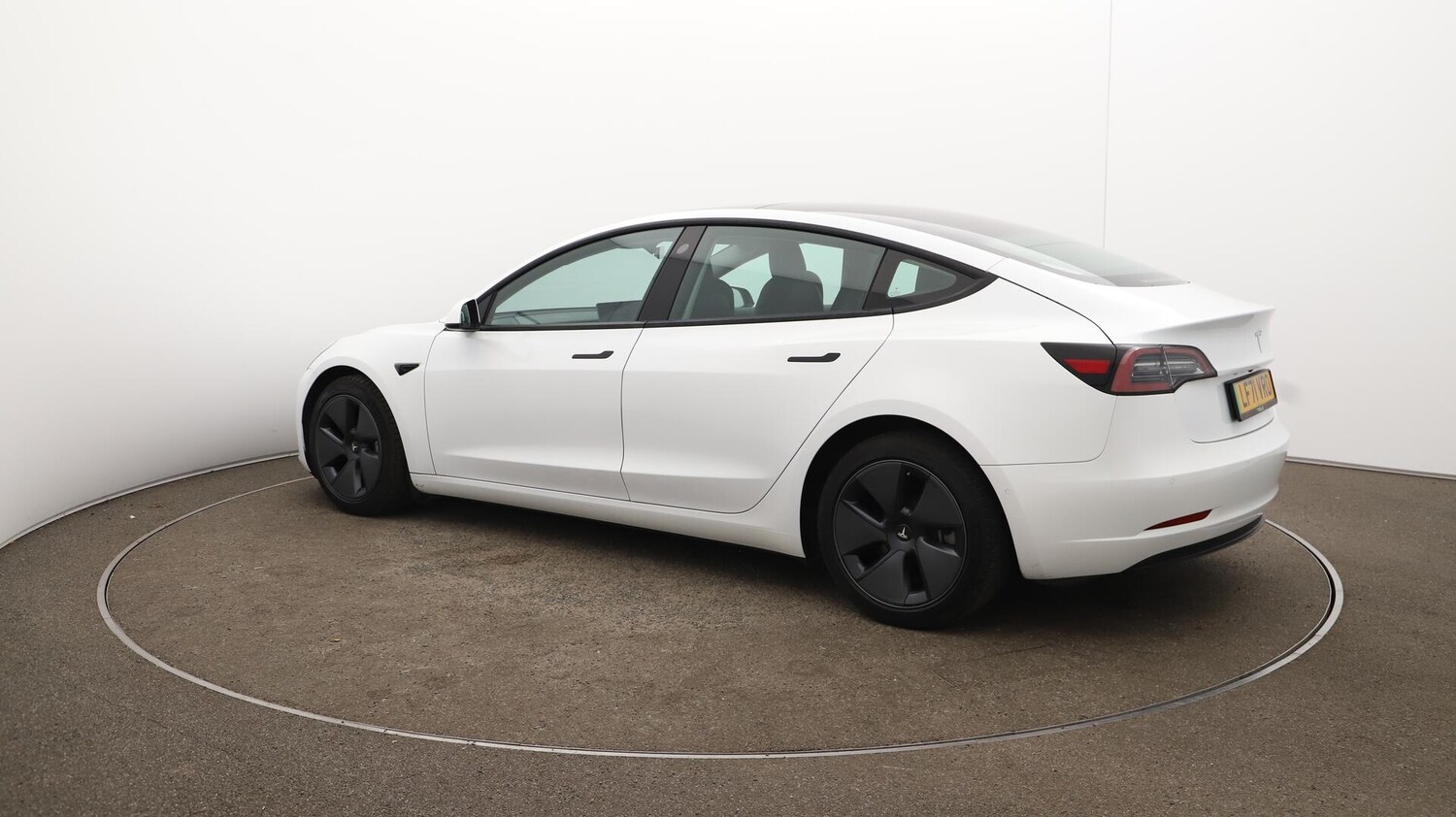 Used Tesla Model 3 2021 for sale - 76084756: Photo 37
