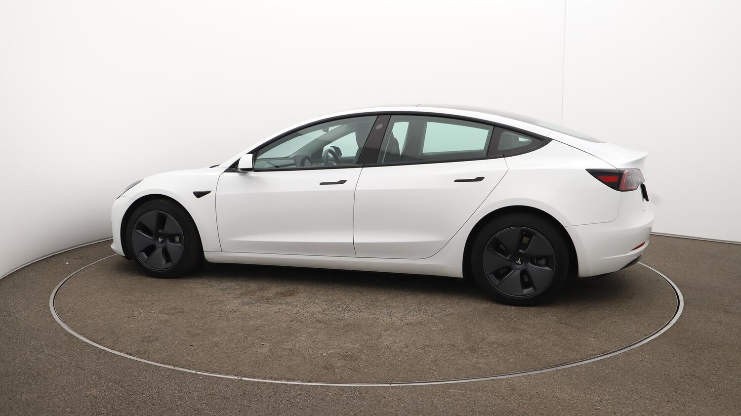 Used Tesla Model 3 2021 for sale - 76084756: Photo 59