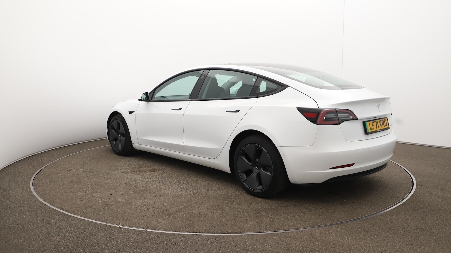 Used Tesla Model 3 2021 for sale - 76084756: Photo 64