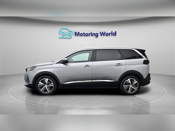 Used Peugeot 5008 2023 for sale - 78581572: Photo