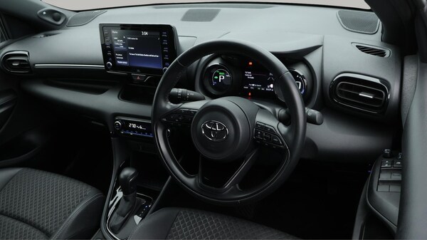 Used Toyota Yaris 2021 for sale - 76337805: Photo 10