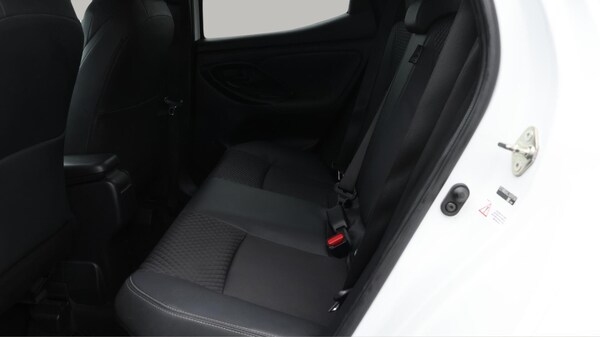 Used Toyota Yaris 2021 for sale - 76337805: Photo 17