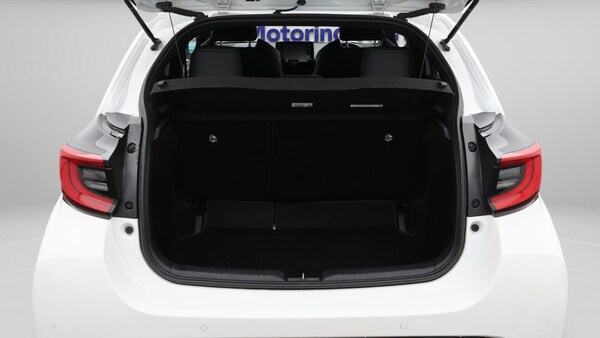 Used Toyota Yaris 2021 for sale - 76337805: Photo 18