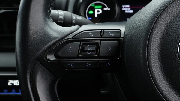 Used Toyota Yaris 2021 for sale - 76337805: Photo 26