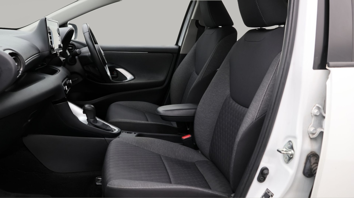 Used Toyota Yaris 2022 for sale - 77532187: Photo 14