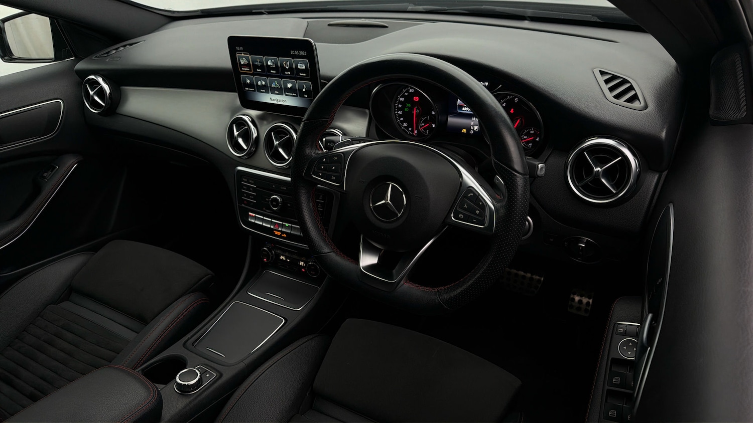 Used Mercedes-Benz GLA 2019 for sale - 77984985: Photo 9