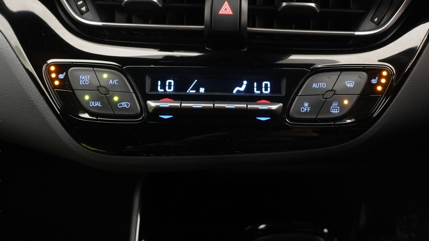 Used Toyota C-HR for sale - 77233661: Photo 12