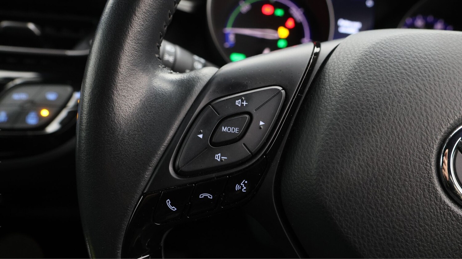 Used Toyota C-HR for sale - 77233661: Photo 21