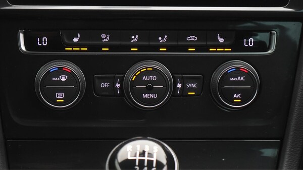 Used Volkswagen Golf 2020 for sale - 76284102: Photo 13