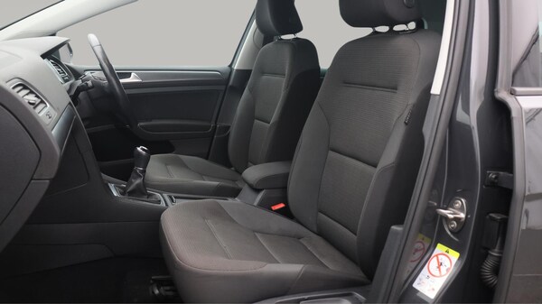 Used Volkswagen Golf 2020 for sale - 76284102: Photo 15