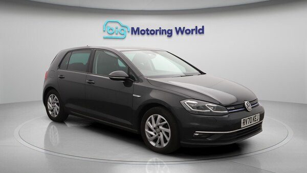 Used Volkswagen Golf 2020 for sale - 76284102: Photo 2