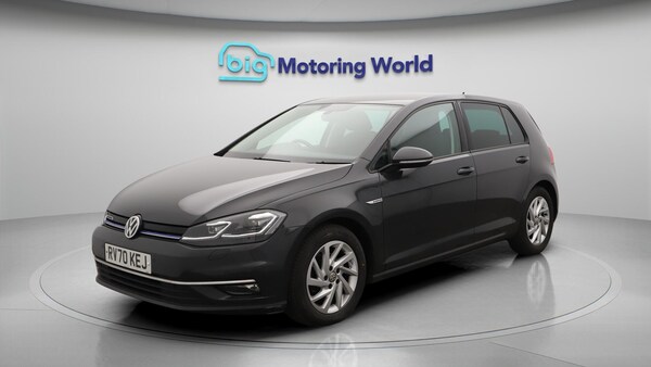 Used Volkswagen Golf 2020 for sale - 76284102: Photo 4