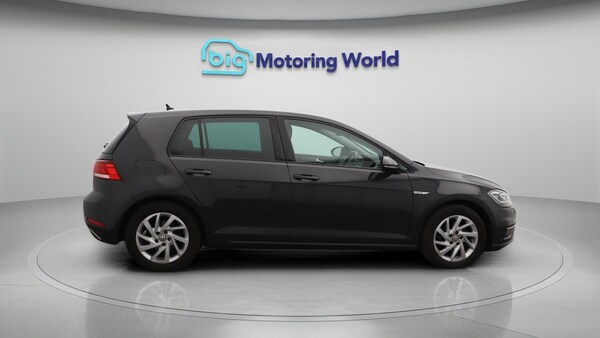 Used Volkswagen Golf 2020 for sale - 76284102: Photo 9