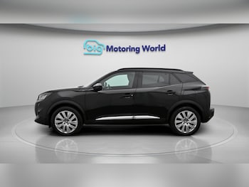 Used Peugeot E-2008 2022 for sale - 79537982: Photo