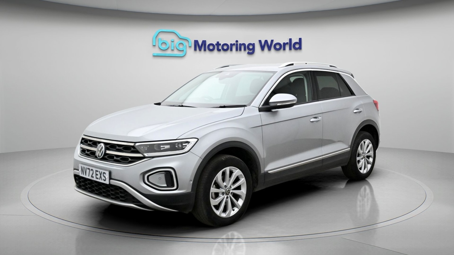 Used Volkswagen T-Roc 2023 for sale - 77947232: Photo 3