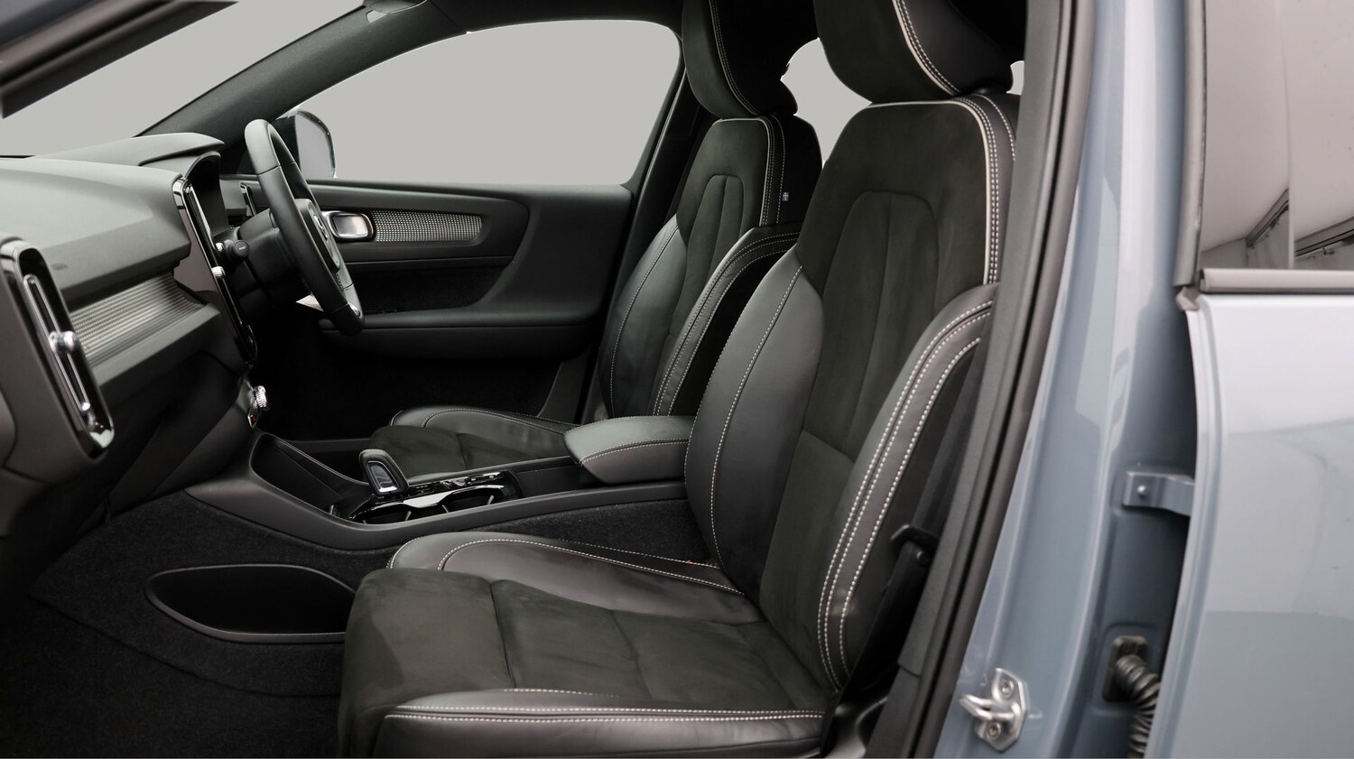 Used Volvo XC40 2021 for sale - 77378305: Photo 14