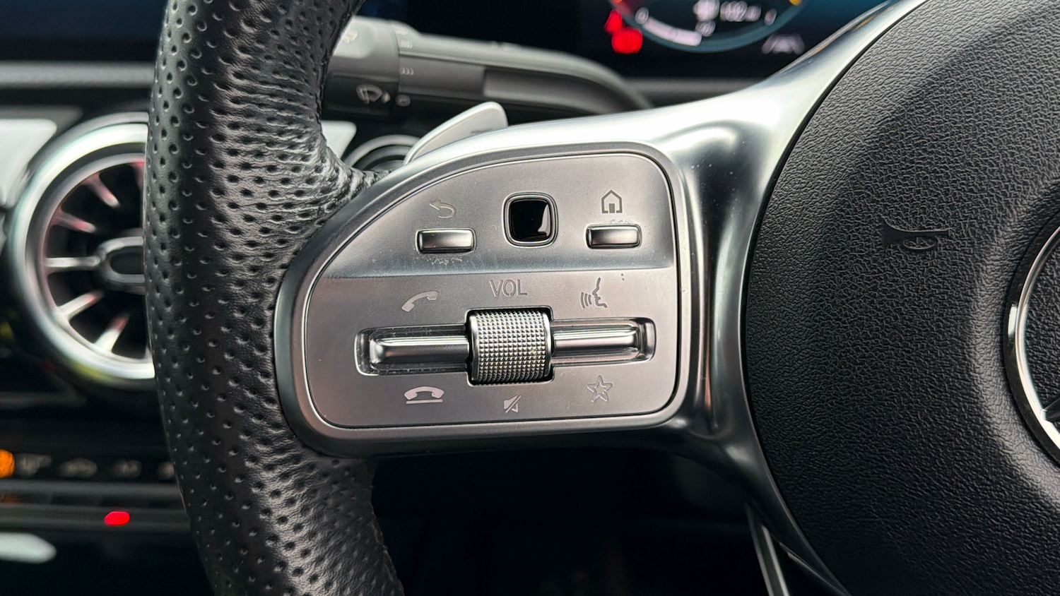 Used Mercedes-Benz CLA 2022 for sale - 77918393: Photo 23