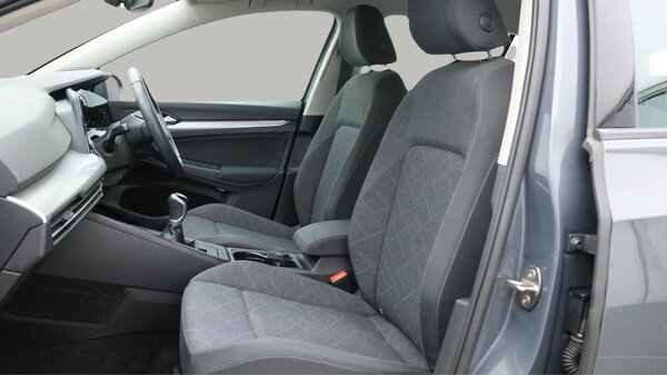 Used Volkswagen Golf 2020 for sale - 76109375: Photo 15