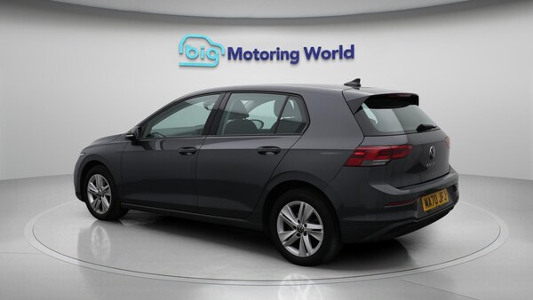 Used Volkswagen Golf 2020 for sale - 76109375: Photo 6