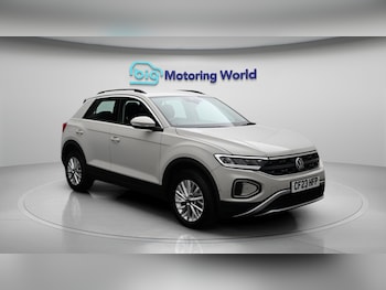 Used Volkswagen T-Roc 2023 for sale - 78639968: Photo