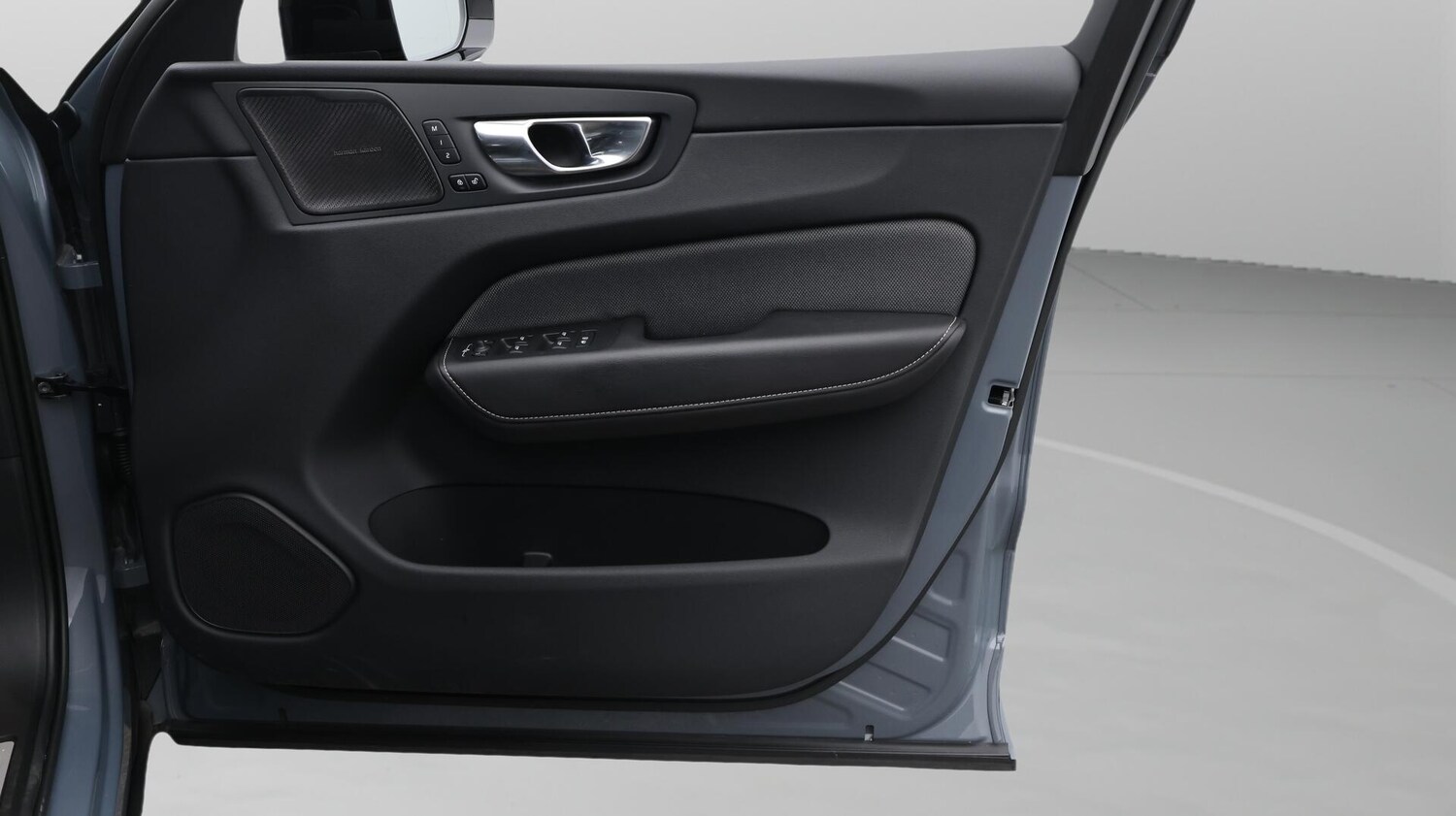 Used Volvo XC60 2022 for sale - 76032190: Photo 16