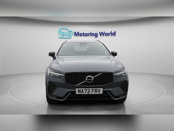 Used Volvo XC60 2022 for sale - 76032190: Photo 3