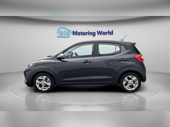 Used Hyundai i10 2023 for sale - 78860809: Photo