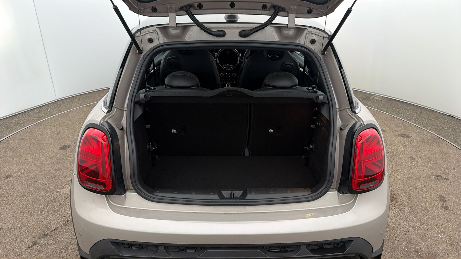 Used MINI Hatch 2023 for sale - 77931088: Photo 16