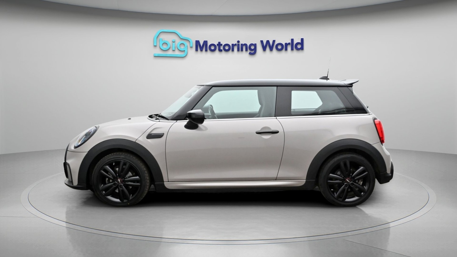 Used MINI Hatch 2023 for sale - 77931088: Photo 4