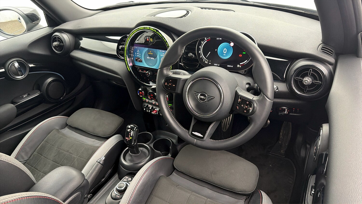 Used MINI Hatch 2023 for sale - 77931088: Photo 9