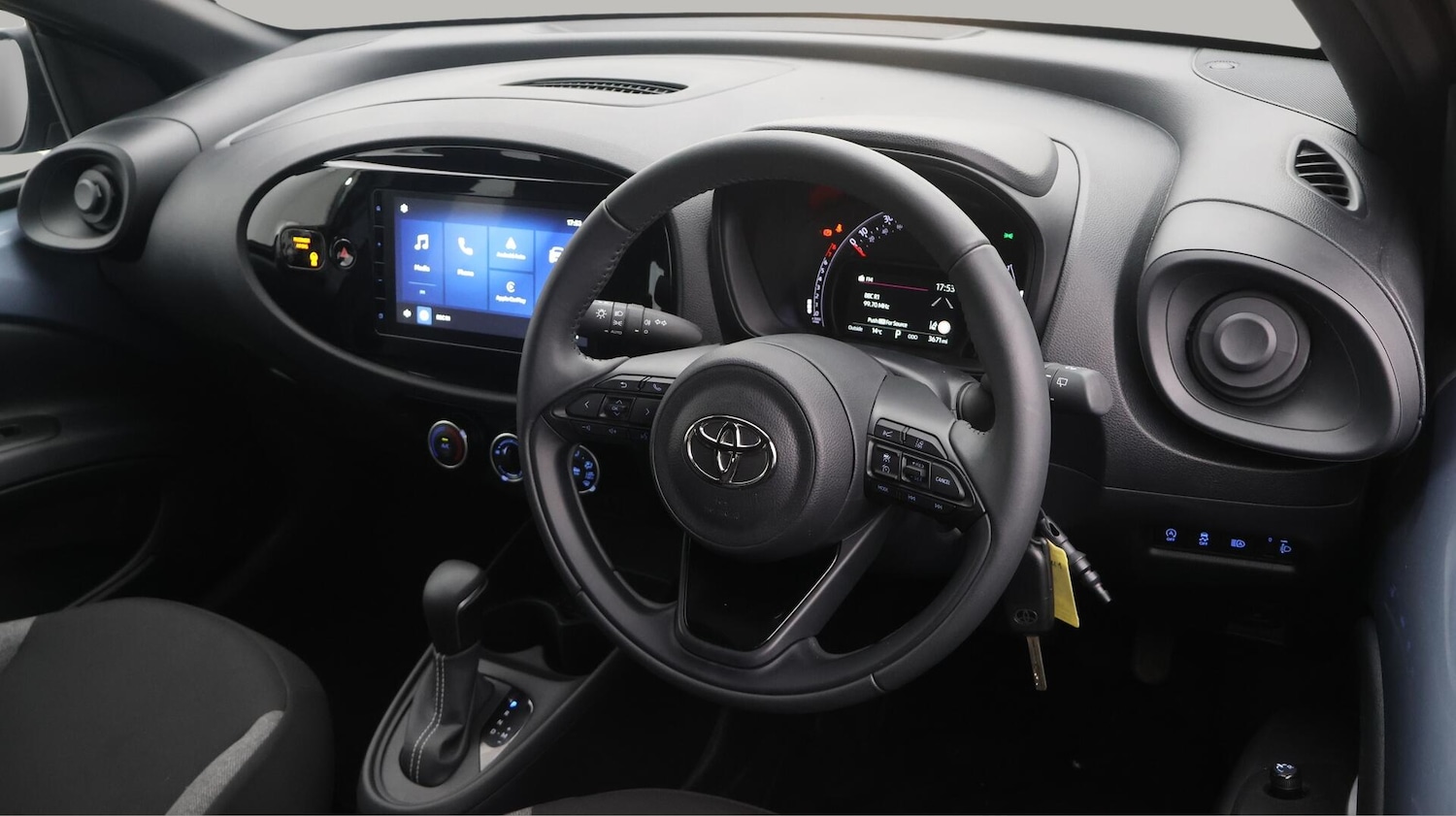 Used Toyota Aygo X 2024 for sale - 76388949: Photo 10